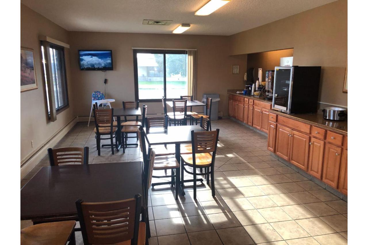 Oyo Hotel Glendive - Yellowstone River מראה חיצוני תמונה