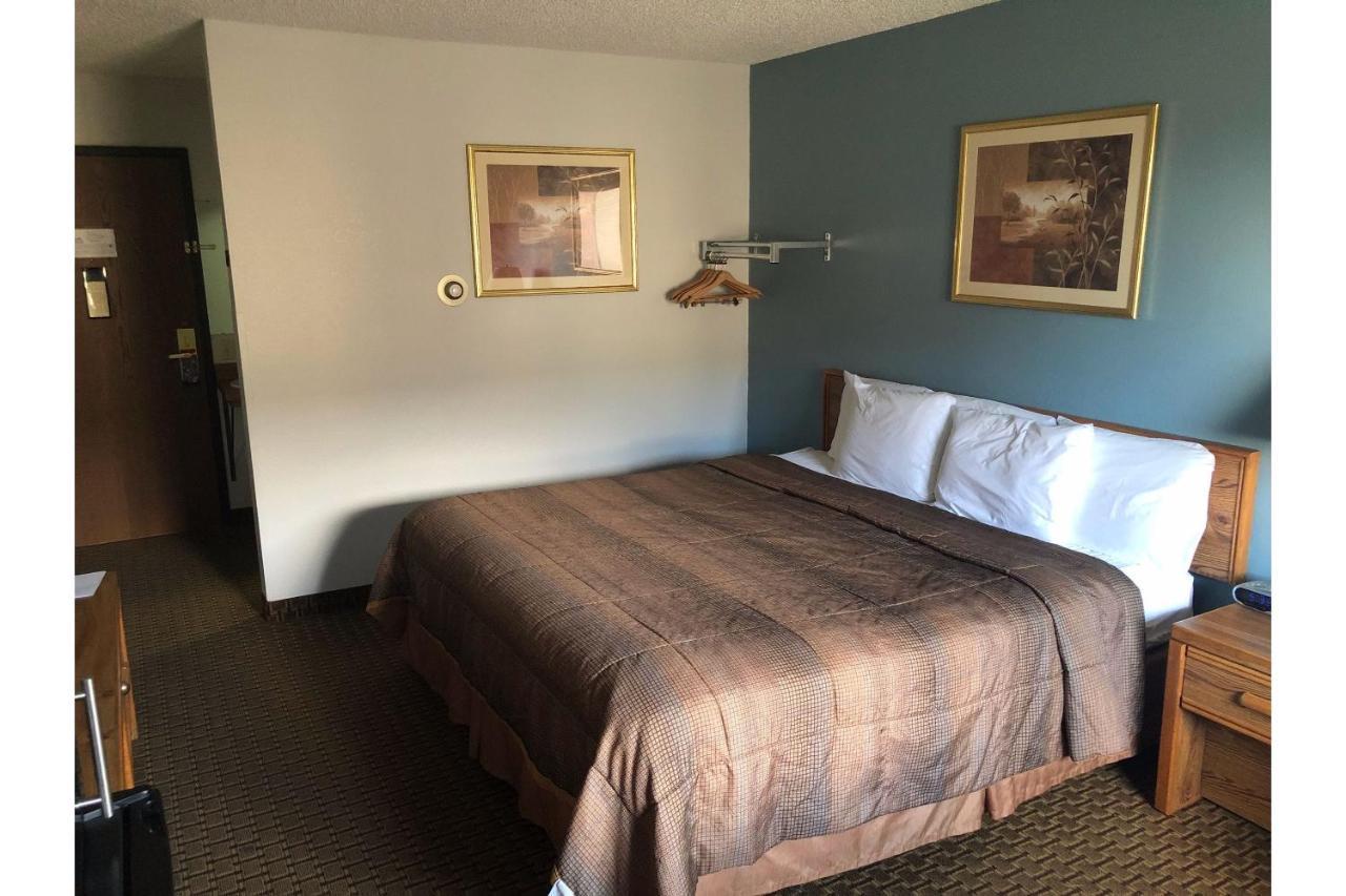 Oyo Hotel Glendive - Yellowstone River מראה חיצוני תמונה