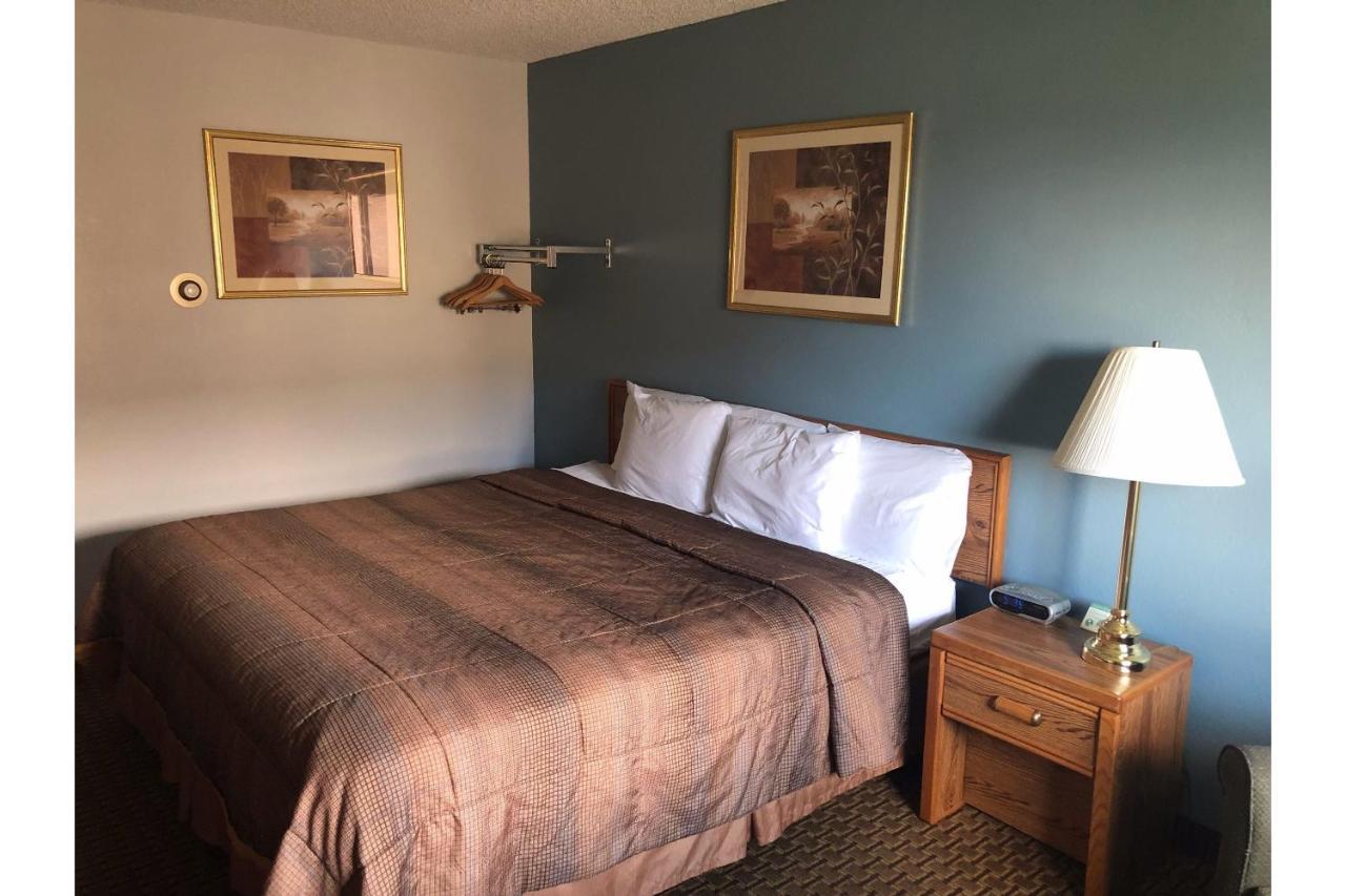 Oyo Hotel Glendive - Yellowstone River מראה חיצוני תמונה
