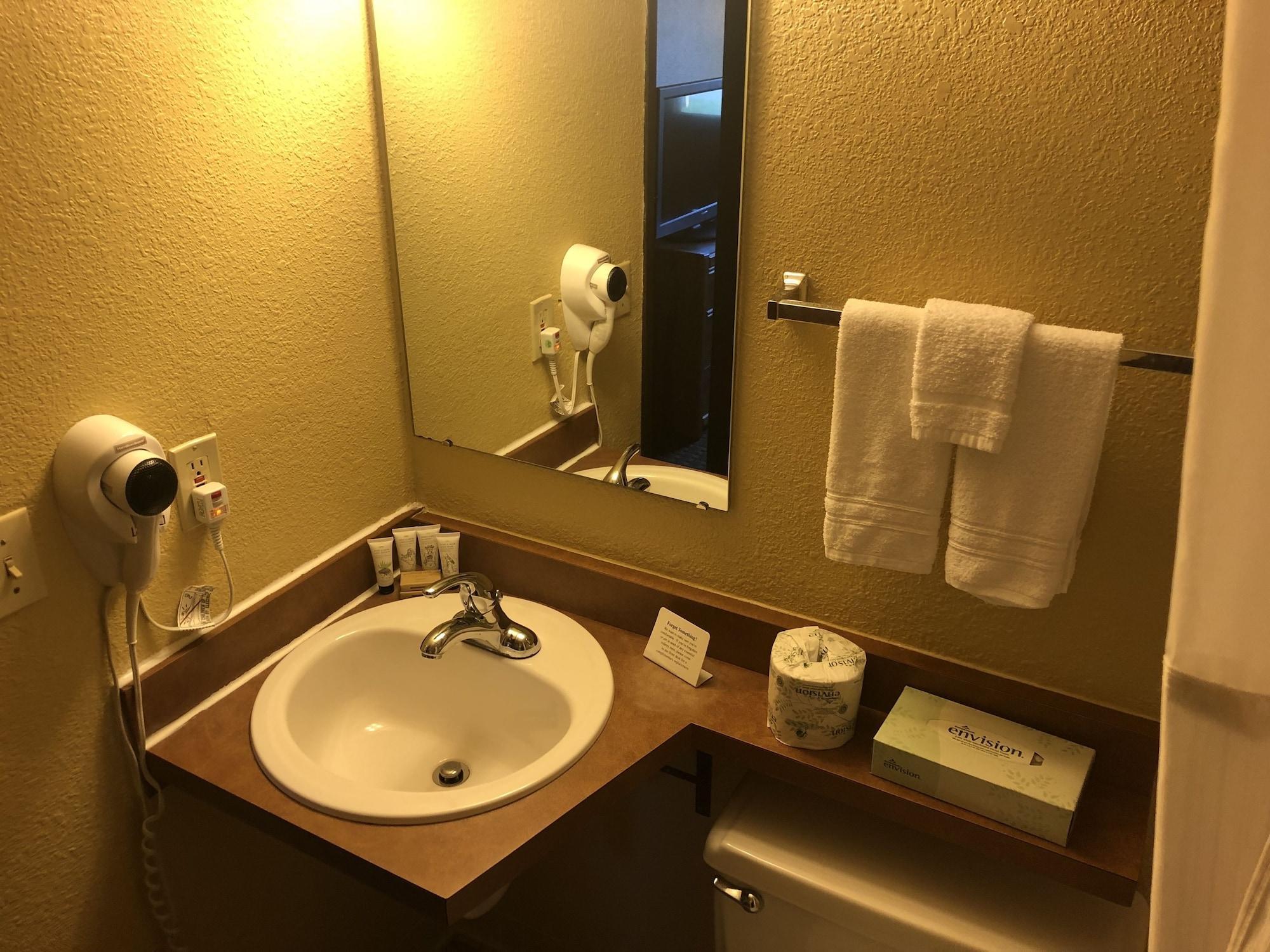 Oyo Hotel Glendive - Yellowstone River מראה חיצוני תמונה