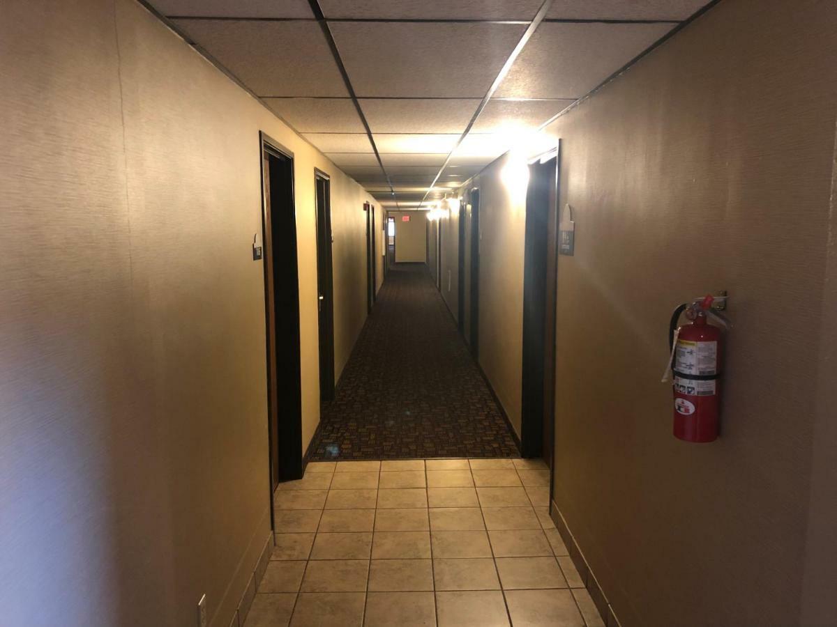 Oyo Hotel Glendive - Yellowstone River מראה חיצוני תמונה